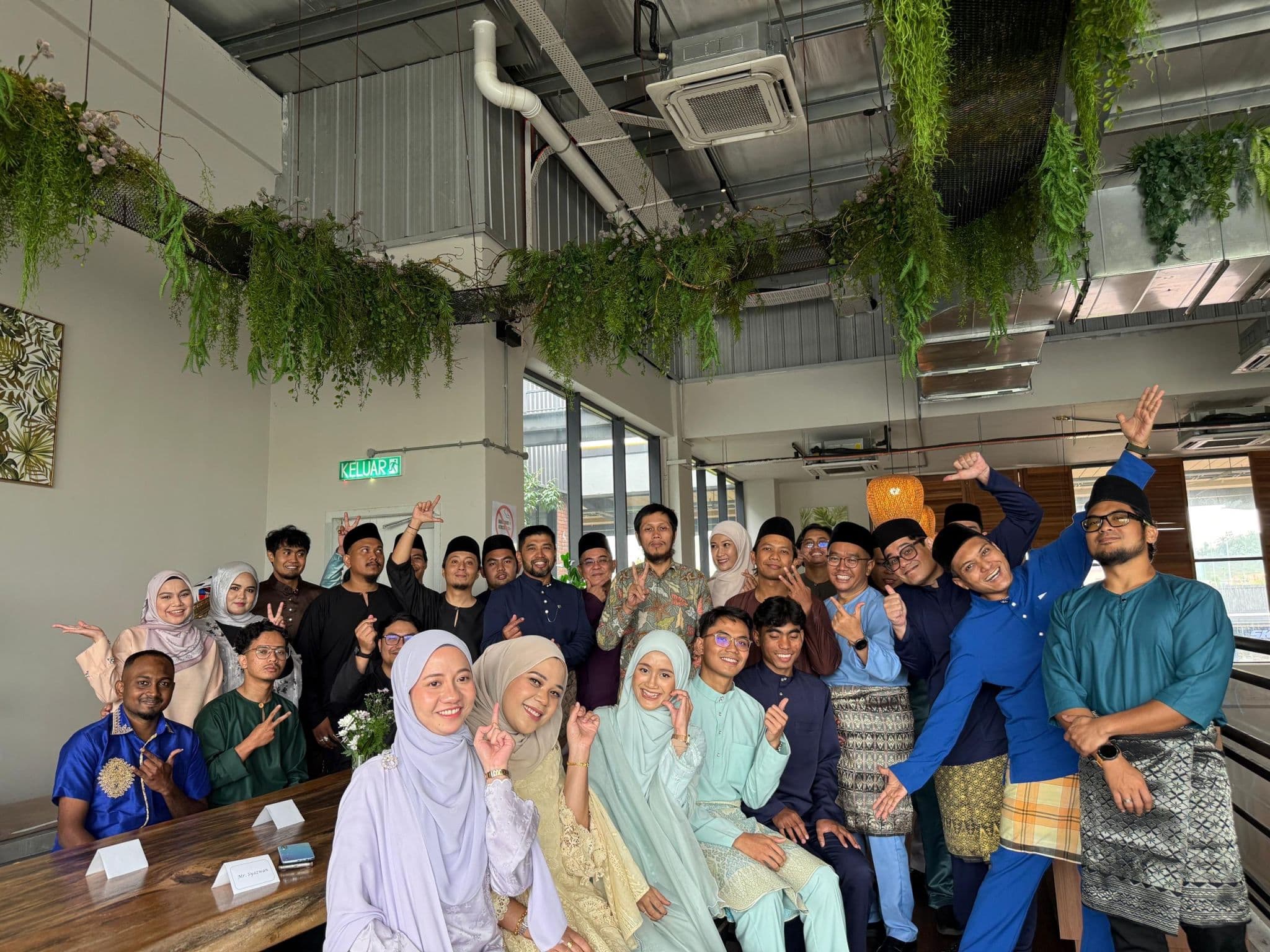 3D Gens staff group photo during the anniversary celebration
